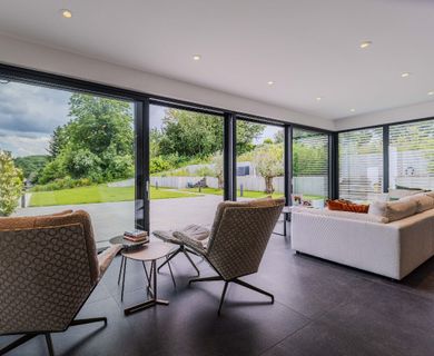 Höhenlage Hennef – stilvolle, zeitlose Architektenvilla mit High-End-Ausstattung