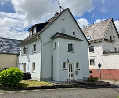 Gemütliches Einfamilienhaus mit Terrasse und gepflegtem Garten auf kleinem Grundstück in Irmtraut!