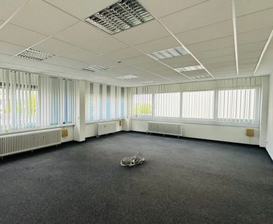 *PROVISIONSFREI* ca. 430 m² Büro-/Praxisräume zu vermieten