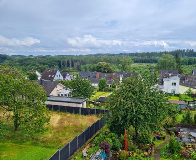 Geräumiges Einfamilienhaus mit fast 1.000 m² Grundstück in einem Ortsteil von Vettelschoß!