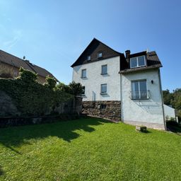 freist. Ein-/oder Zweifamilienhaus mit Ausbaupotenzial in schöner Höhenlage von Lohmar-Jexmühle