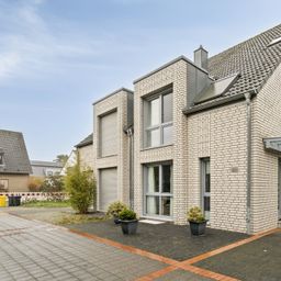 Familienglück in  Kaiserswerth – Doppelhaushälfte nahe der Kalkumer Seen!