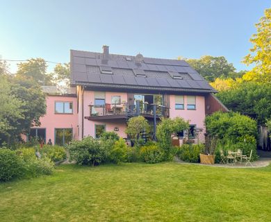 Großzügiges Einfamilienhaus mit viel Potenzial und weitläufigem Garten in ruhiger Lage von Nümbrecht!