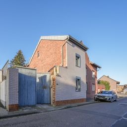 Einfamilienhaus mit 82m² Wfl. & sanierungsbedürftiges Wohnhaus im Doppelpack auf 1.216m² Grundstück