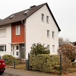 Solides Einfamilienhaus mit Garage in naturnaher Wohngegend von Bonn / Röttgen!