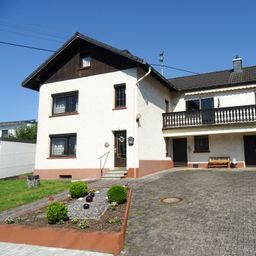 Gepflegtes und freistehendes Einfamilienhaus mit Garten in guter Lage von Langendernbach