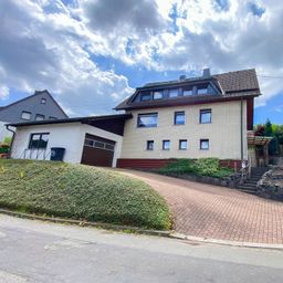 Gepflegtes Zweifamilienhaus in ruhiger Wohnlage von Morsbach – nahe Zentrum!