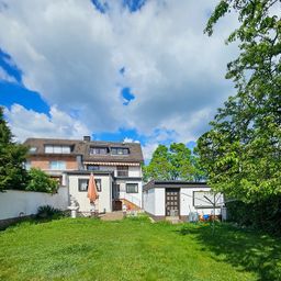 Familienhaus oder Kapitalanlage mit schönem Grundstück in Süd-Westlage von Siegburg!