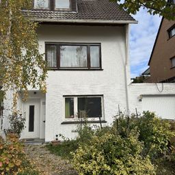 Ruhig gelegene Doppelhaushälfte 
Ratingen – Homberg