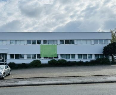 *PROVISIONSFREI* ca. 860 m² Büro-/Praxisräume zu vermieten