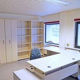 Möblierter Büroraum mit Warmmiete!