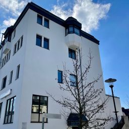 4-Zimmer-Wohnung mit Loggia, Aufzug und TG-Stellplatz im Zentrum von Gummersbach!