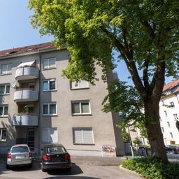 108 m² große ETW mit zwei Loggien, G-WC, Aufzug und Tiefgarage in einer Seitenstraße am Landgericht