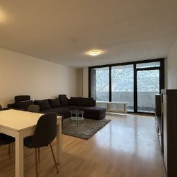 2-ZIMMERWOHNUNG MIT LOGGIA IM HERZEN VON KREFELD ZU VERKAUFEN!