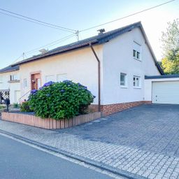 Attraktives, gepflegtes Wohnhaus in ruhiger Lage nahe Anhausen – Einziehen und Wohlfühlen!