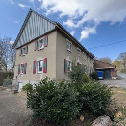 Wohnhaus mit diversen Arbeitsräumen, Lagerflächen und 2 Werkstätten in Unna Kessebüren