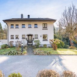 Wohnen im Grünen: Viel Platz, großer Garten und flexible Wohnkonzepte