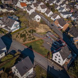 Voll erschlossenes Baugrundstück- Verwirklichen Sie Ihr Bauvorhaben!