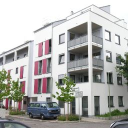 Raum zum Leben und Wohlfühlen – 4 Zimmer-Wohnung mit Top-Ausstattung in Neuss-Furth