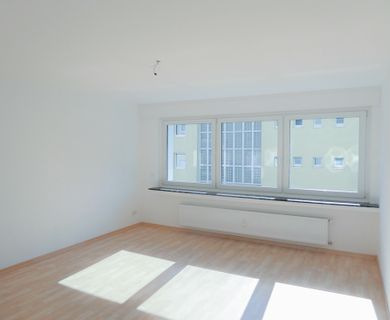 Helle 3-Zimmer-Wohnung mit Aufzug  ruhig gelegen, ideal für Paare oder kleine Familien