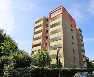 NEU: Modernisierte 2-Zimmer-Wohnung im 7. OG mit traumhaftem Fernblick