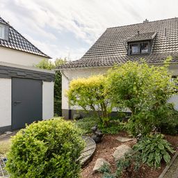 Top gepflegtes Einfamilienhaus mit Doppelgarage und schönem Sonnengarten