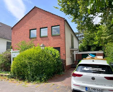 Großes Einfamilienhaus mit Potenzial wartet auf Modernisierung