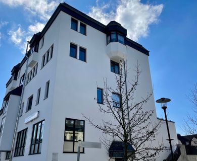 Seniorengerechte 4-Zimmer-Wohnung mit Loggia im Zentrum von Gummersbach!