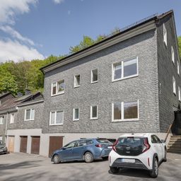 Hoch hinaus mit atemberaubender Aussicht: Mehrfamilienhaus mit großem Wohnraumangebot