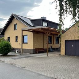 – Provisionsfrei – Zweigenerationenhaus mit Doppelgarage und Carport in Kalkar