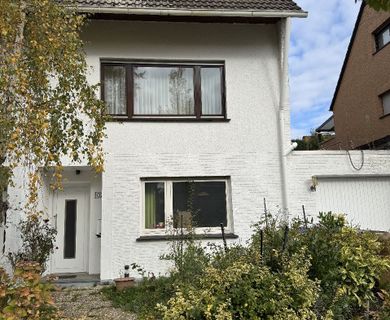 Ruhig gelegene Doppelhaushälfte 
Ratingen – Homberg