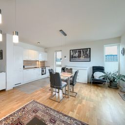 Moderne 3-Zimmer-Wohnung mit Aufzug, Fußbodenheizung & hellem Wohnbereich