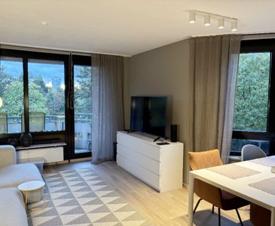 Düsseldorf-Niederkassel – Prima ausgestatte Balkonwohnung!!