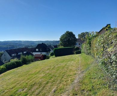 Provisionsfreies Baugrundstück mit fantastischem Fernblick