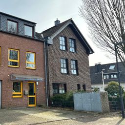 Großzügiges Reihenhaus in Baumberg- viel Platz für die Familie!