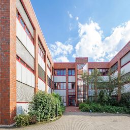 *Provisionsfrei* ca. 920 – 1.393 m² Büro-/Praxisfläche Nähe Indupark zu vermieten.