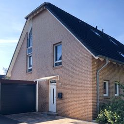 Gepflegte Doppelhaushälfte mit Garage und Garten-Sackgassenlage