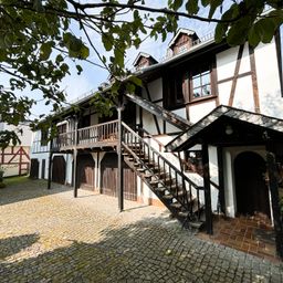 *PREISREDUZIERT* Charmantes Einfamilienhaus mit 3 Garagen in zentraler Wohnlage von Hamm / Sieg!