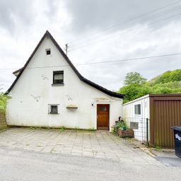 ***RESERVIERT*** 
Freistehendes Einfamilienhaus in idyllischer Alleinlage von Morsbach!