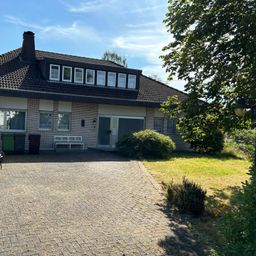 *RESERVIERT*Großzügiges Einfamilienhaus mit großem Grundstück in ruhigem Wohngebiet von Waldbröl!