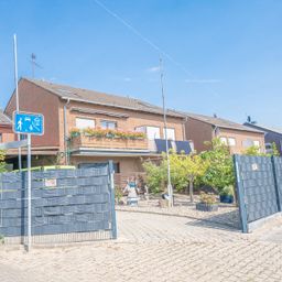 Wohnen, leben, genießen – Doppelhaushälfte mit Garten, Terrassen und Platz für die ganze Familie