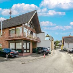 Vielseitiges Einfamilienhaus mit Einliegerwohnung in Heisterbacherrott *provisionsfrei*