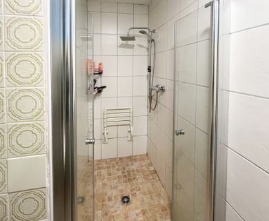 Dusche EG