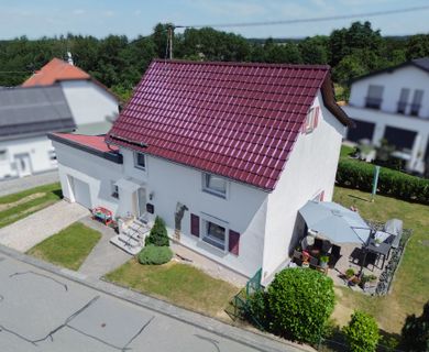 Komplett renoviertes Einfamilienhaus mit moderner Technik und hochwertiger Ausstattung