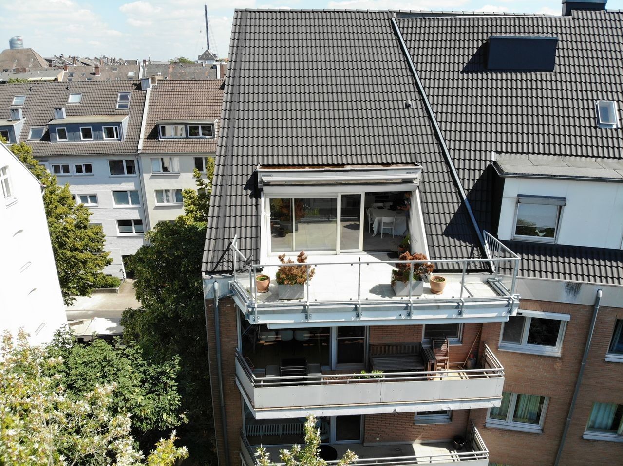 Dachterrassenwohnung in Oberkassel