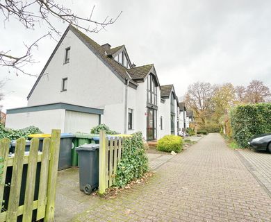 Geldern: Reiheneckhaus im reinen Wohngebiet in zentraler Lage