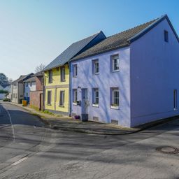 Ruhig und zentral – Familienfreundliche Doppelhaushälfte mit Gestaltungsspielraum