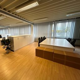 Moderne Gewerbefläche mit flexibler Raumaufteilung in Viersen-Mackenstein