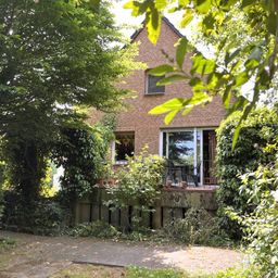 freist. Einfamilienhaus  mit großes Grundstück in bevorzugte Lage von Augustin-Ort