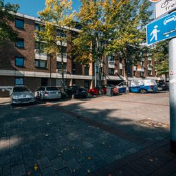 Zentrumsnah, werthaltig & zukunftssicher! Schönes                
8 Parteienhaus als Kapitalanlage